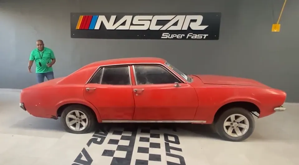 Ford Maverick 4 Portas - depois