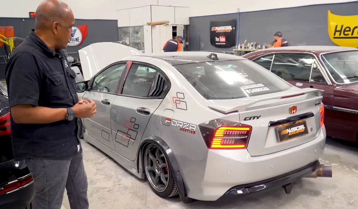 Honda City Alargado - depois